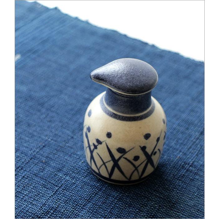 醤油さし しょうゆ差し おしゃれ 陶器 和風 波佐見焼 日本製 草花紋