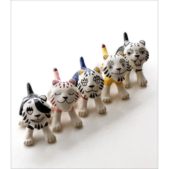 置物 とら トラ オブジェ かわいい おしゃれ ミニ 磁器 小さい