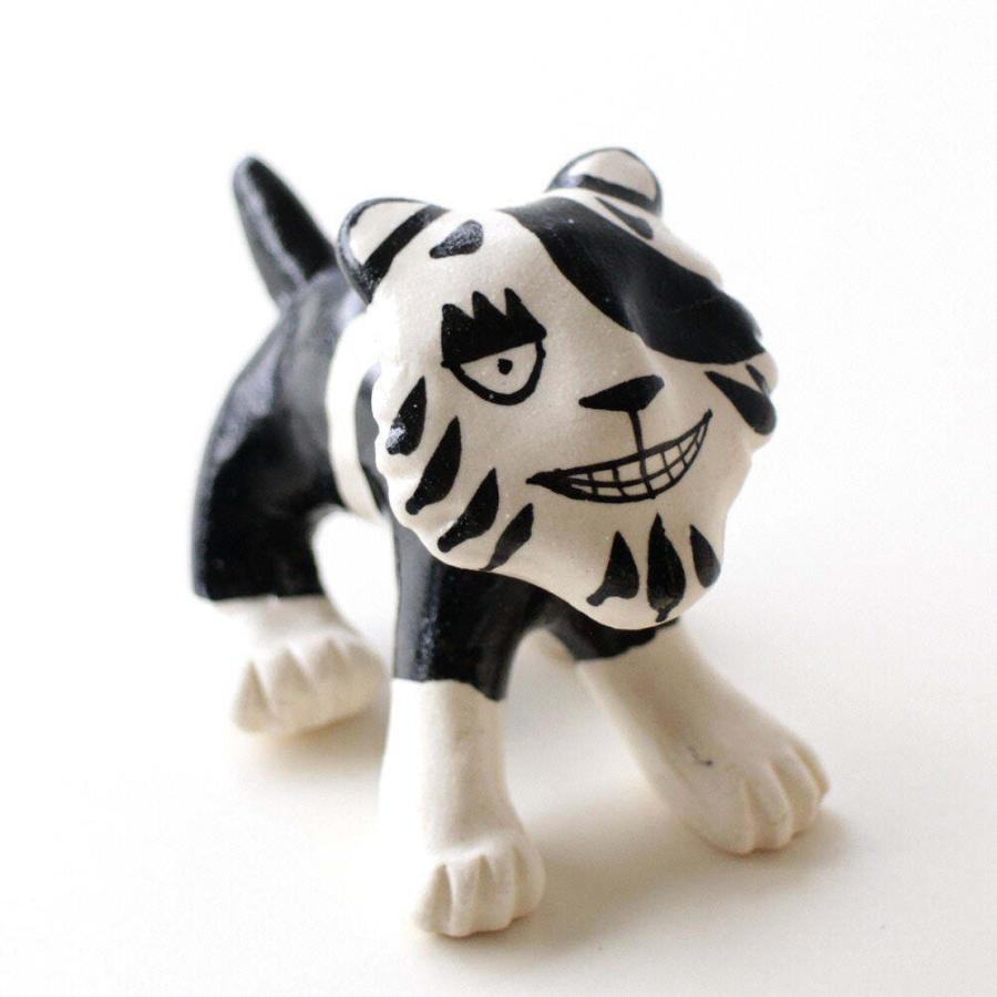 置物 とら トラ オブジェ かわいい おしゃれ ミニ 磁器 小さい