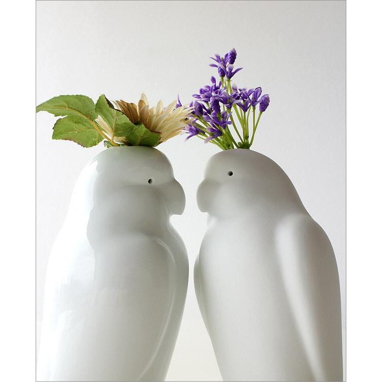 花瓶 おしゃれ 陶器 一輪挿し 白 ホワイト 鳥 かわいい オウムの花瓶2タイプ Wwo2712 ギギリビング 通販 Yahoo ショッピング