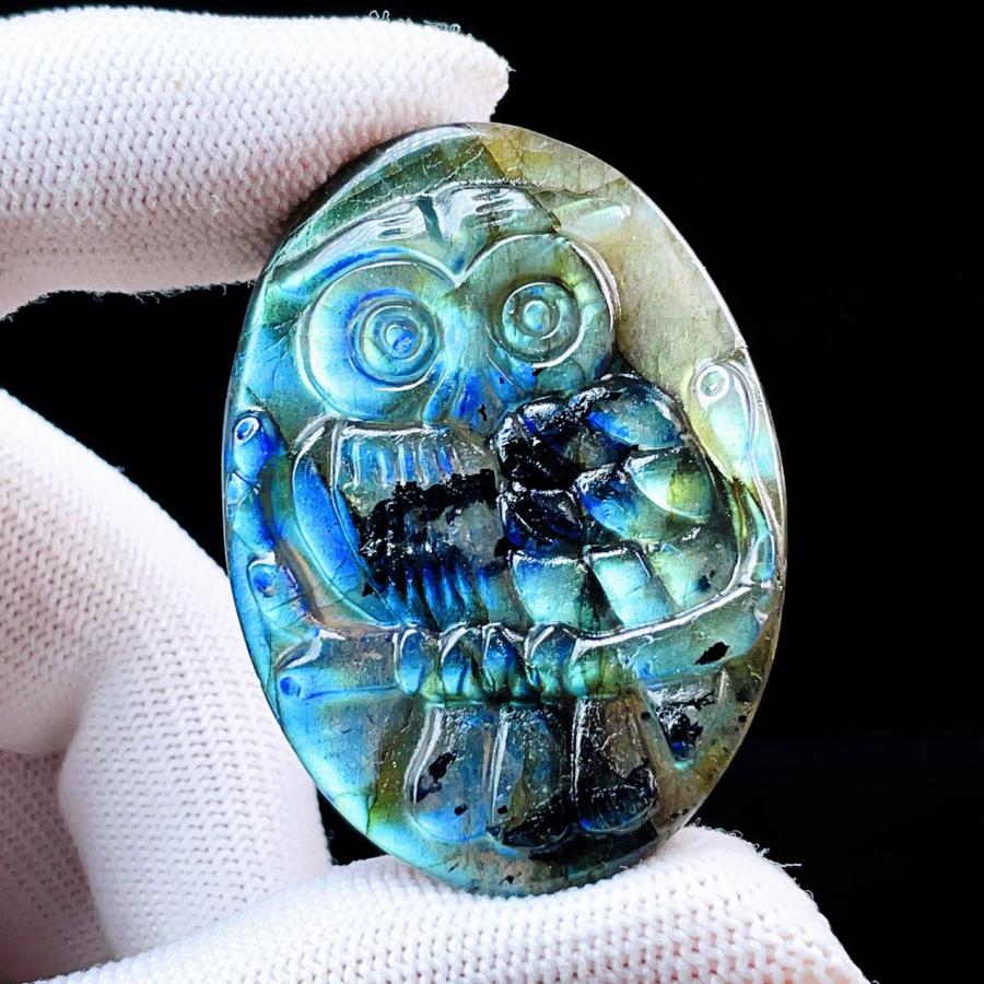 PROME 天然石 一点物 特別仕様品・ラブラドライト・彫刻品・上下の穴