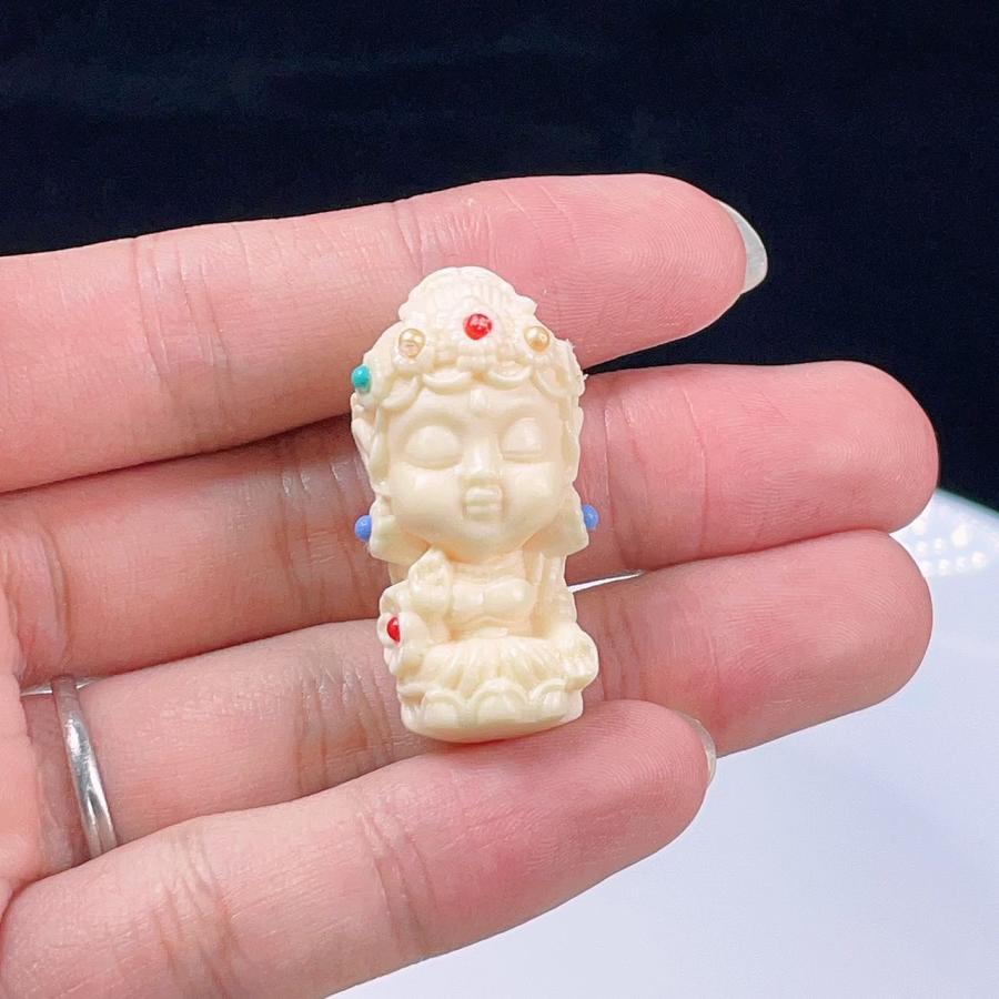 台湾彫刻天珠‼️西蔵老礦彫刻龍紋ターラー女神（タラー、多羅菩薩）天珠（巾着付） 台湾彫刻天珠‼️西蔵老礦彫刻龍紋ターラー女神（タラー、多羅