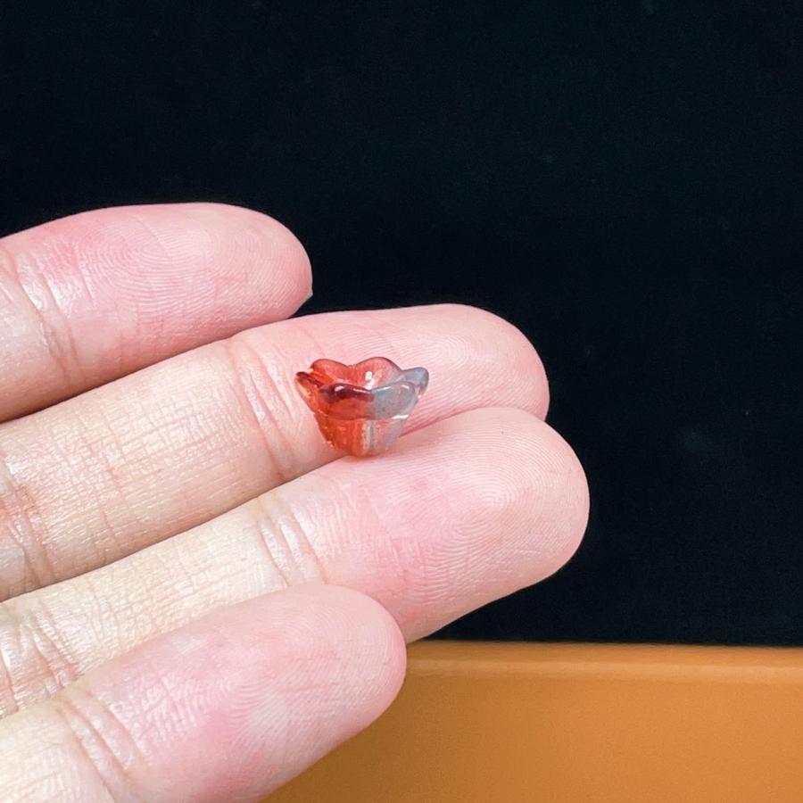 ピアス　赤　グラデーション　ガラスチャーム　桜　パール　ビジュー　春　デート ピアス赤グラデーションガラスチャーム桜パールビジュー春デート