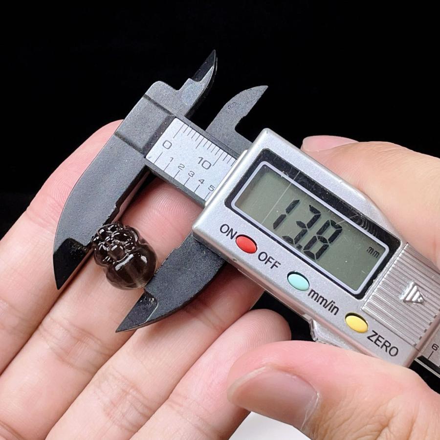 PROME 天然石 アイスオブシディアン・貔貅・手彫り・貫通孔・NO.P2659