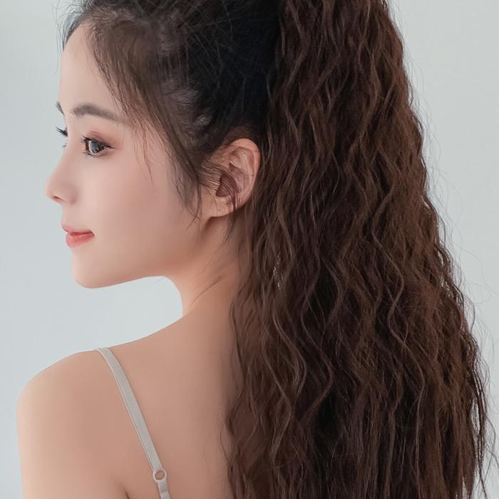 アクティブにヘアアレンジ リボン留め×ポニーテールウィッグ