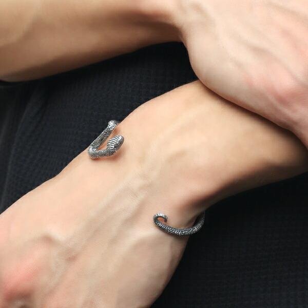 Cold I's ブッシュバイパー バングル シルバー925 腕輪 シルバーアクセサリー ヘビ 蛇 パイソン ボア 鱗 へび柄 爬虫類 は虫類 クサリヘビ科 バイパー |  | 04