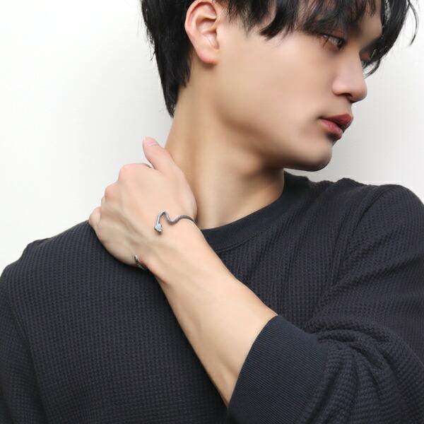 Cold I's ブッシュバイパー バングル シルバー925 腕輪 シルバーアクセサリー ヘビ 蛇 パイソン ボア 鱗 へび柄 爬虫類 は虫類 クサリヘビ科 バイパー |  | 05