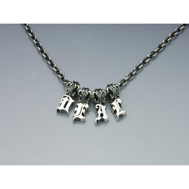 多様なデザインのアクセサリーセット yj-4068_015.jpg