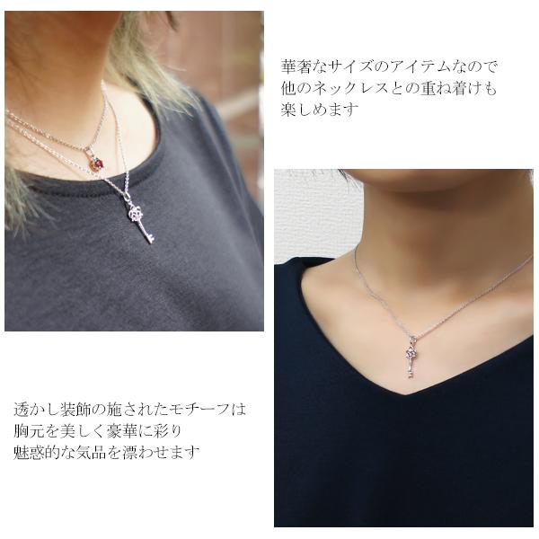 美品　GUCCI アラベスクキーモチーフネックレス GUCCI アラベスク ダブルGキー ネックレス - メルカリ