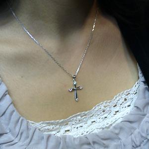 クロスジルコニアシルバーネックレス プレゼント : 新宿銀の蔵