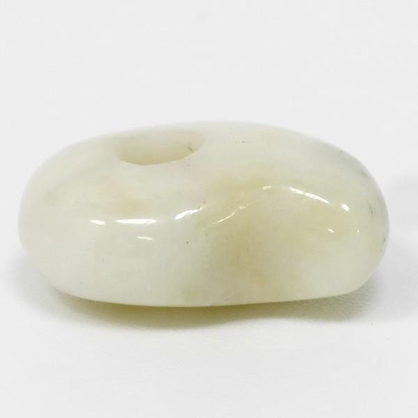 糸魚川翡翠 勾玉 縦約1.6cm 希少 黄色 二ノ型 産地証明書 桐箱 付き