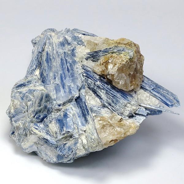 カイヤナイト 原石 水晶 共生 約529g 天然石 パワーストーン