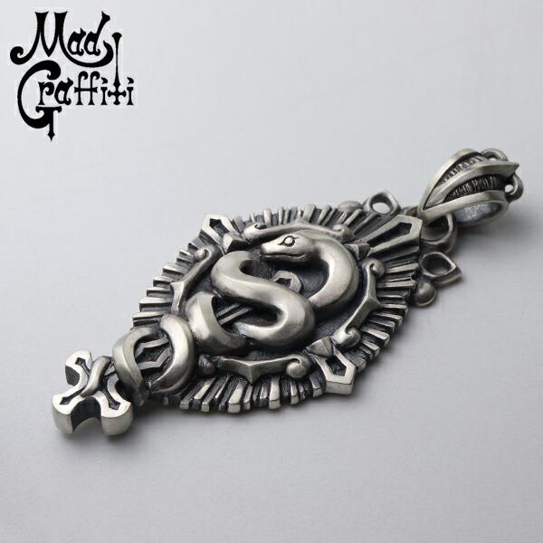 Mad Graffiti ホーティネス ペンダントトップ ネックレス Mad Graffiti ホーティネス ペンダントトップ ネックレス