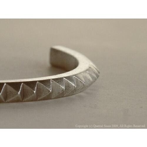 ★美品★ QUETZAL Blasen Bangle ケツァールシルバーバングル 楽天市場】Quetzal ブラーゼンバングル ブランド シルバー