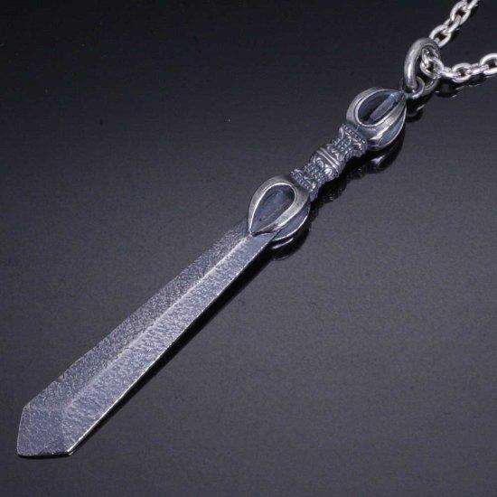 様剣の形状 シルバー ペンダント 楽天市場】ペンダント 剣 シルバー925 ドージェ ダガー メンズ