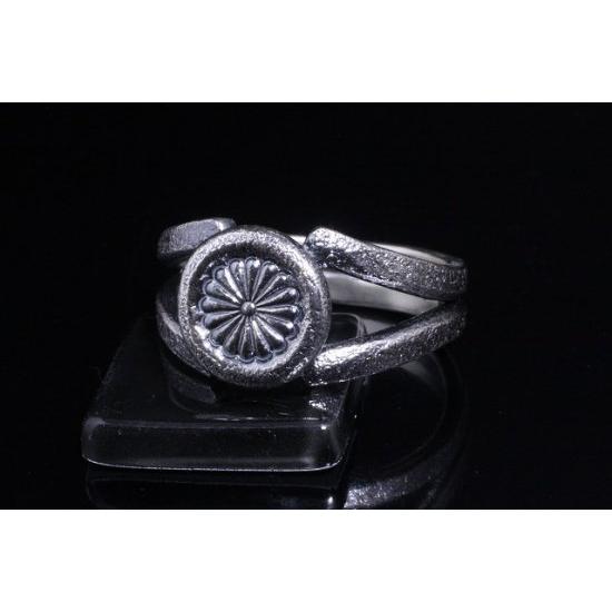 シルバーリング　25号　美品 龍頭 岩石 リング 10〜25号 指輪 花 メンズ シルバー シルバーリング