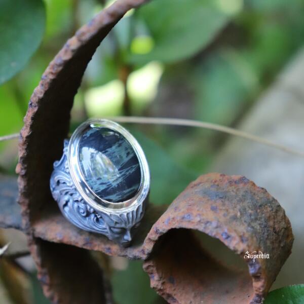 Superbia “エンジェルダスト”リング スパイダーウェブオブシディアン