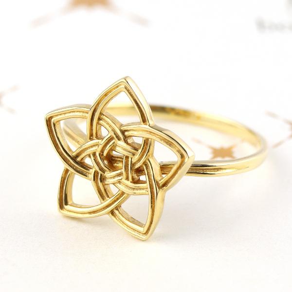 K18 編み込み 水引 ゴールド リング 指輪 地金 組紐 星結び 18金 18k 大きめ 華やか 上品 和 和柄 カジュアル レディース K18 ダイヤモンド 編み込み ゴールド リング 指輪 三つ編み メッシュ