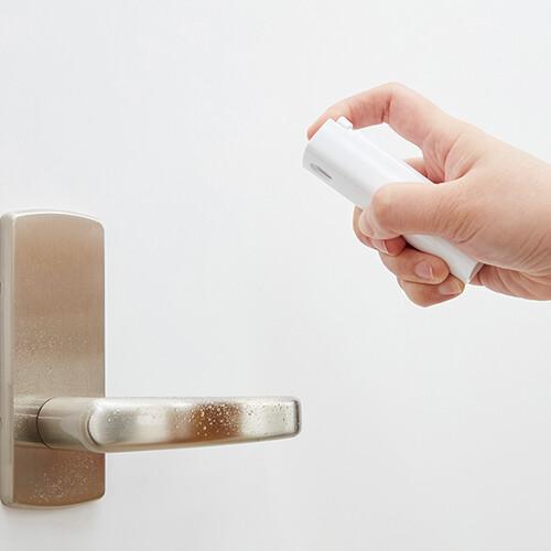 在庫限り スプレーボトル☆和菓子文鳥(白☆桜☆シナモン) 鳥雑貨・とり