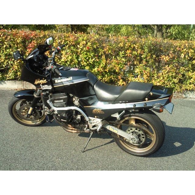 115 GPZ750R900R用 リアスポイラー : 吟屋工房 ヤフーショッピング店