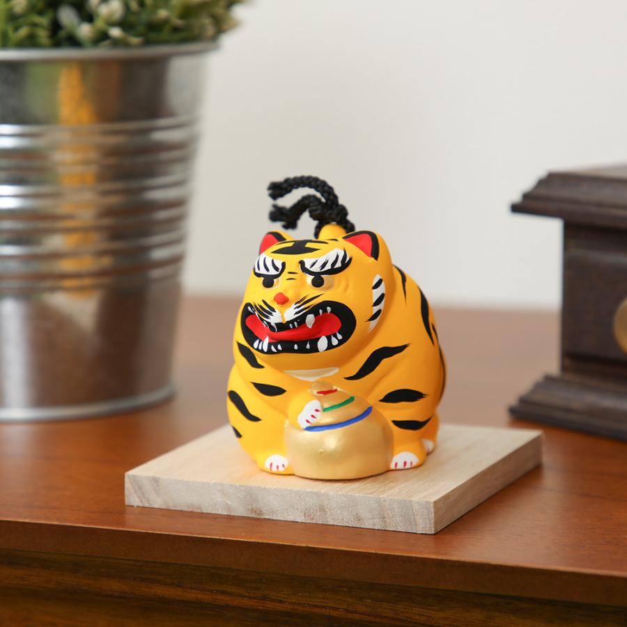 八方にらみ 宝珠持 土鈴 壬寅 歳干支 開運 寅年 虎 トラ とら 置き物
