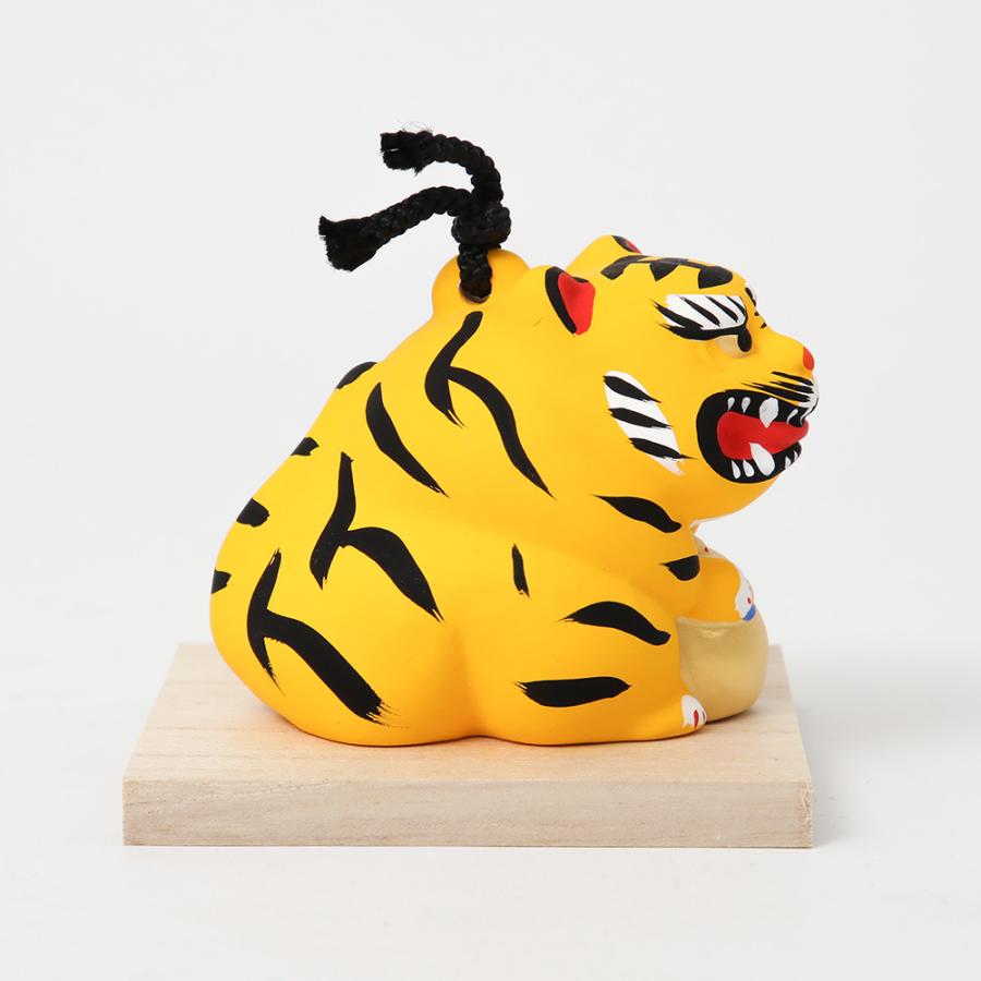 八方にらみ 宝珠持 土鈴 壬寅 歳干支 開運 寅年 虎 トラ とら 置き物