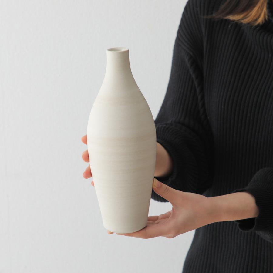 手引きろくろ フラワーベース「中」ホワイト 白 生成り 花器 花 手引きろくろ フラワーベース「中」ホワイト 白 生成り 花器 花