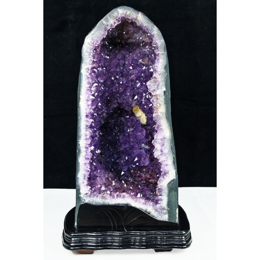 アメジストドーム カルサイト共生 原石大 27.6Kg ブラジル産 アメジストドーム カルサイト共生 台座付き