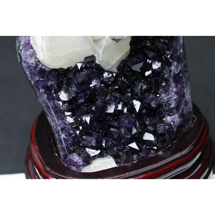 1.3Kg ウルグアイ産 アメジストクラスター カルサイト共生 台座付き