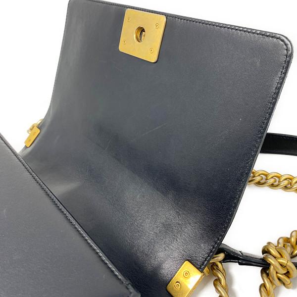 シャネル　CHANEL　ボーイシャネル２５　チェーンショルダーバッグ　マトラッセ　ラムスキン　ゴールド金具　 | BOY CHANEL | 07