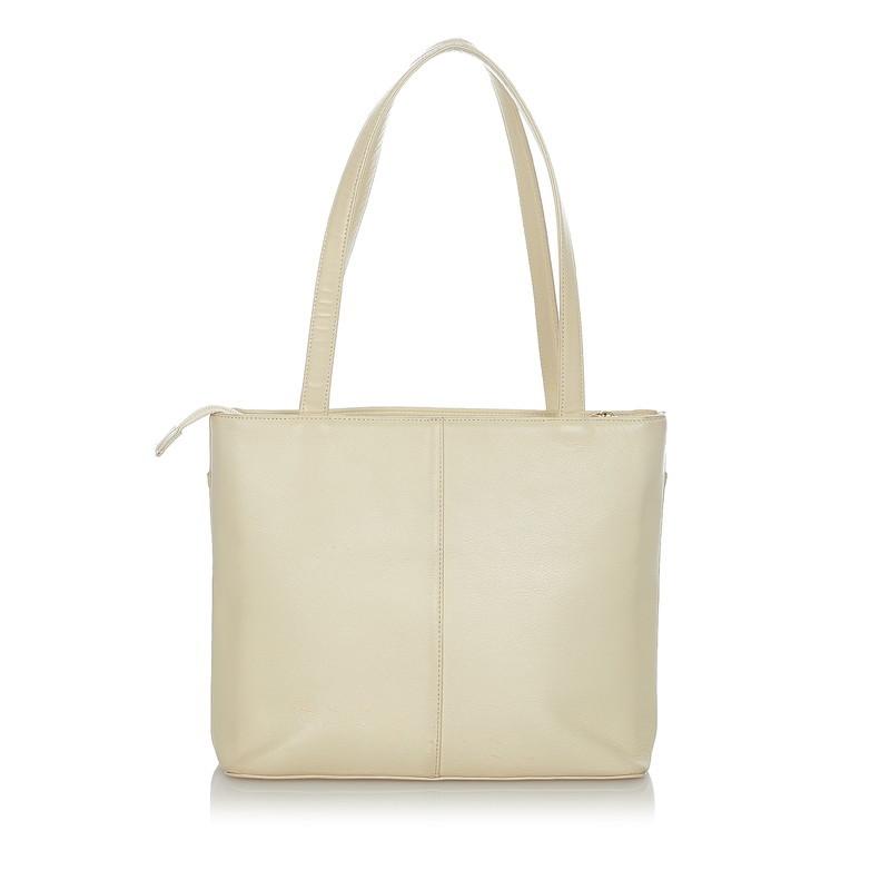 BURBERRY ホワイトレザー ショルダーバッグ BURBERRY バーバリー ホワイト レザー ハンドバッグ ショルダーバッグ