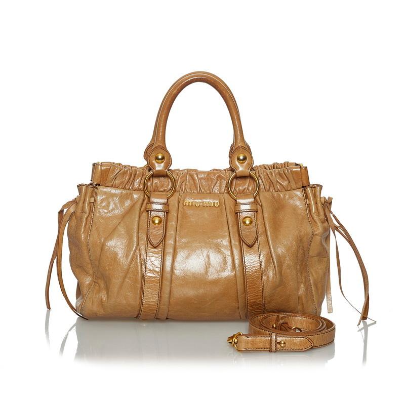 miu miu（ミュウミュウ） ベージュ レザー ハンドバッグ ショルダー