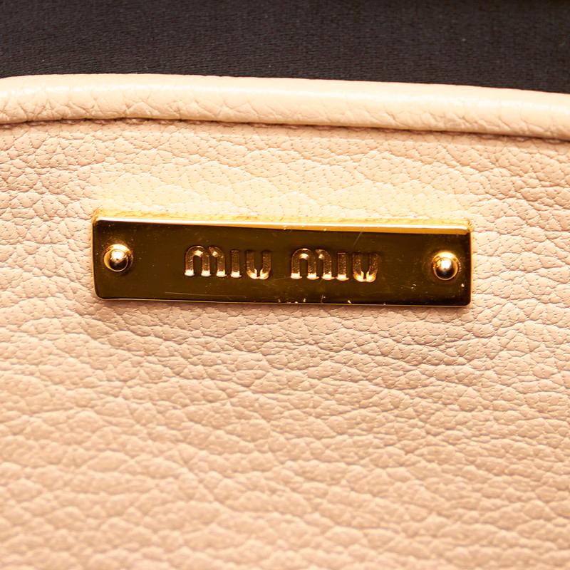 miu ミュウミュウ マドラス RN0799 ベージュ レザー miu ミュウミュウ マドラス RN0799 ベージュ レザー