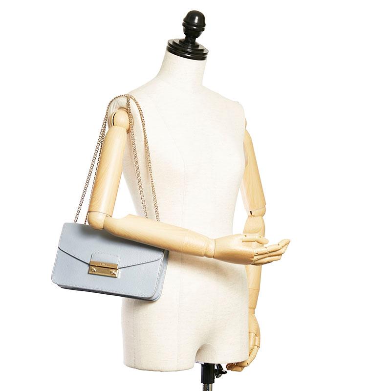FURLA（フルラ） チェーン ショルダーバッグ ライトブルー レザー