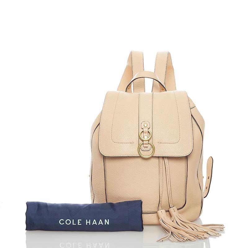 COLE HAAN ベージュ レザー リュック