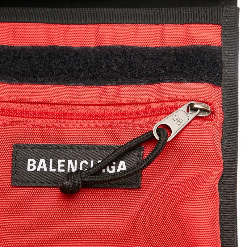 BALENCIAGA（バレンシアガ） エクスプローラー ストラップ付き
