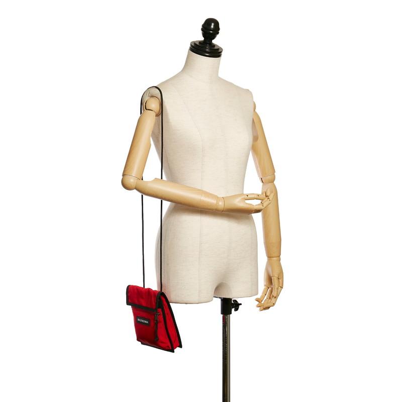 BALENCIAGA（バレンシアガ） エクスプローラー ストラップ付き
