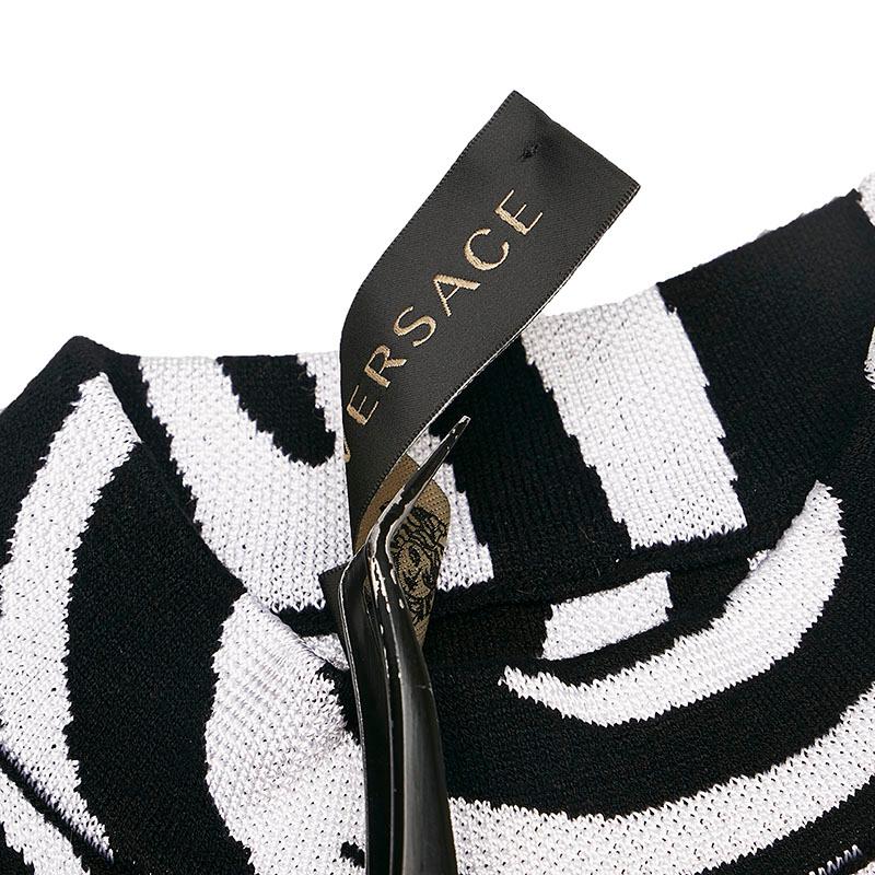 ヴェルサーチェ ゼブラ ノースリーブ ニット セットアップ