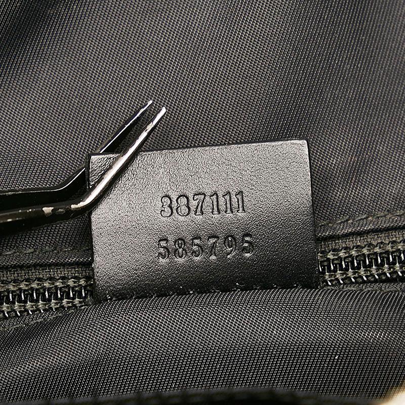 GUCCI（グッチ） GGスプリーム シェリーライン 斜め掛け ショルダー
