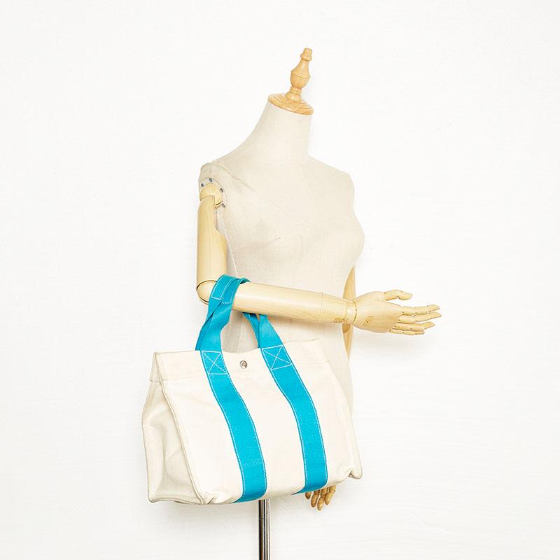 人気カラー　HERMES エルメス　ボラボラ　トートバッグ　ターコイズブルー 美品エルメスボラボラPM トートバッグハンドバッグターコイズ人気