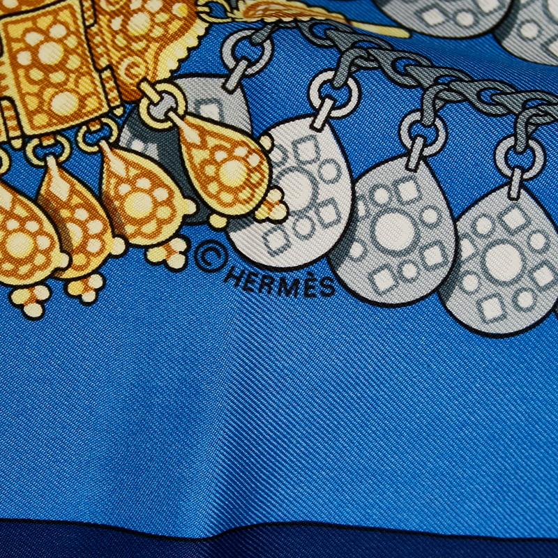 未使用 HERMÈS エルメス スカーフ カレ90 KOSMIMA 宇宙 黒 HERMES エルメス カレ90 KOSMIMA 宇宙 スカーフ シルク 箱付