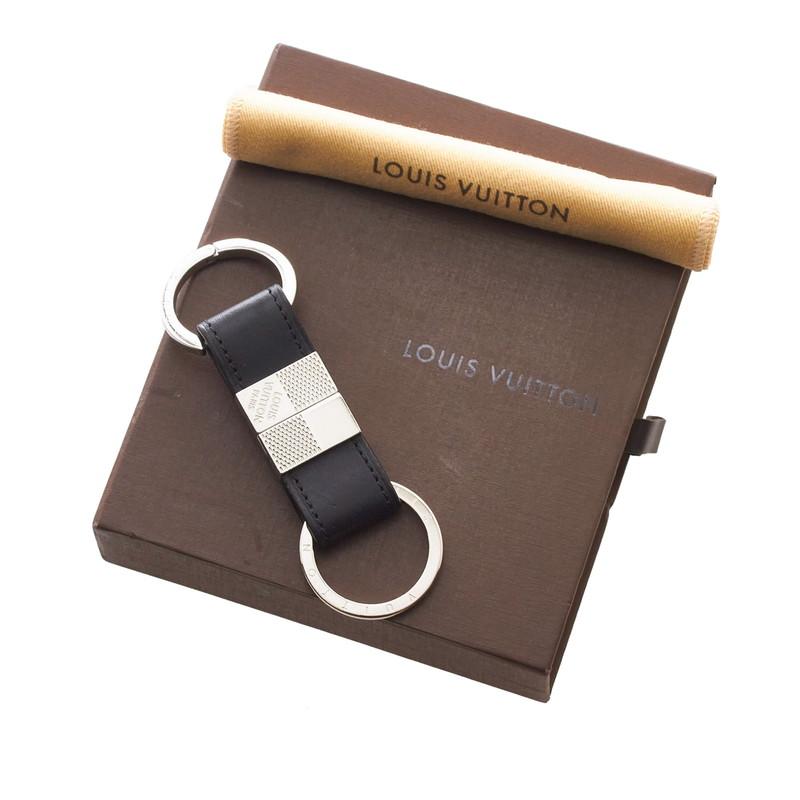LOUIS VUITTON ダミエヴァレ ブラック キーリング キーホルダー