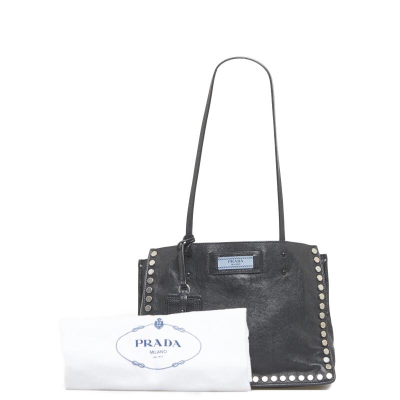 PRADA プラダ スタッズ トートバッグ ブラック レザー レディース 