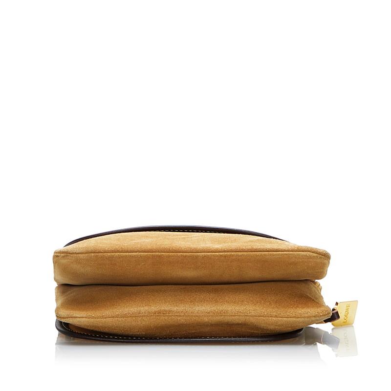 LOEWE ロエベ アナグラム 斜め掛け ショルダーバッグ ベージュ LOEWE ロエベ アナグラム 斜め掛け ショルダーバッグ ベージュ