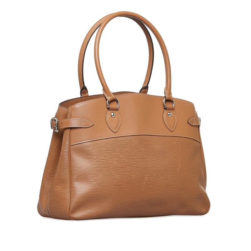 LOUIS VUITTON（ルイ・ヴィトン） ルイ ヴィトン エピ パッシィGM 