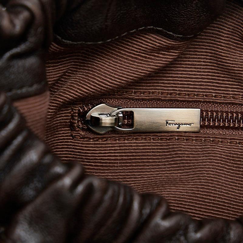 フェラガモ がま口 ヴァラリボン ゴールド金具 ハンドバッグ レザー ブラック 800000088170000-17_1000x.jpg?v