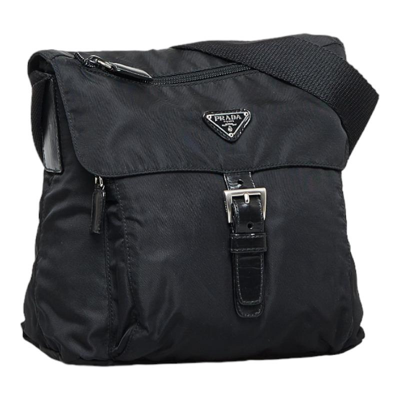 PRADA プラダ ロゴプレート 斜め掛け ショルダーバッグ ブラック