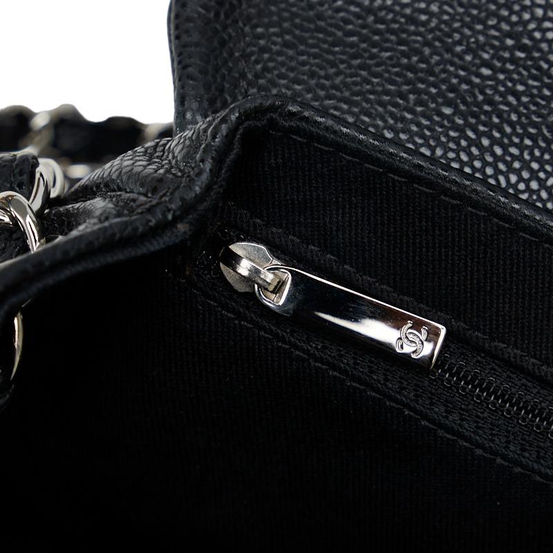 良品 CHANEL シャネル ハーフムーン ココマーク ターンロック チェーンショルダーバッグ ブラック レディース 古着 中古 USED CHANEL（シャネル） ココマーク ハーフムーン チェーンショルダー