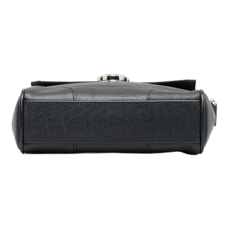 LOUIS VUITTON ルイ ヴィトン タイガ ルカ 斜め掛け ショルダー