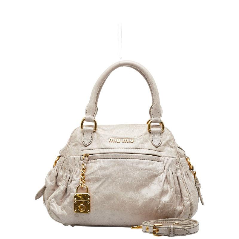 miu ミュウミュウ ナッパ キーチャーム ハンドバッグ ショルダー miu ミュウミュウ ナッパ キーチャーム ハンドバッグ ショルダー
